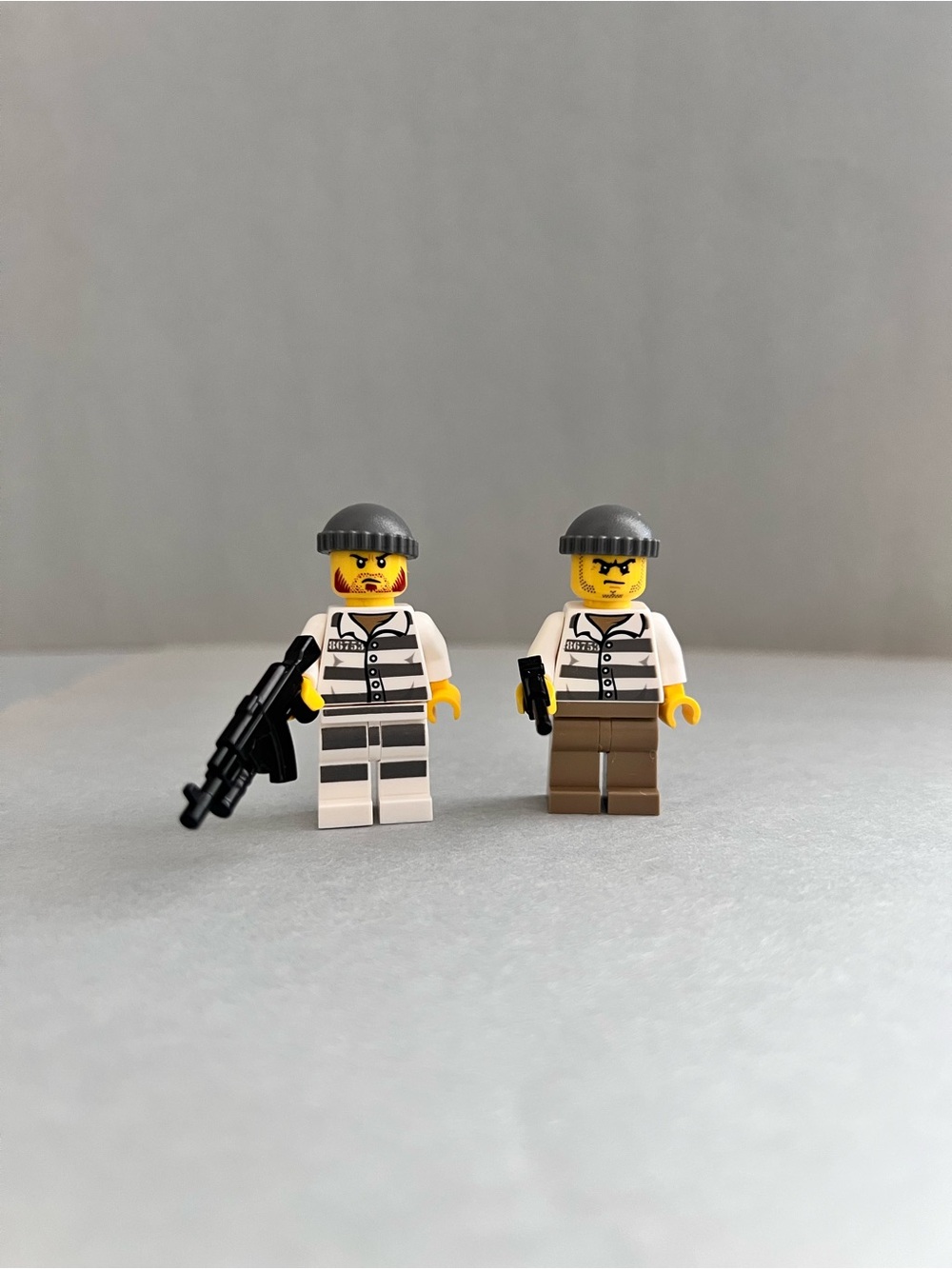Lego City Jail Prisoners Minifigure Bundle